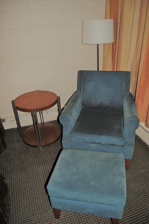 Derrick Motel Edmonton Luaran gambar