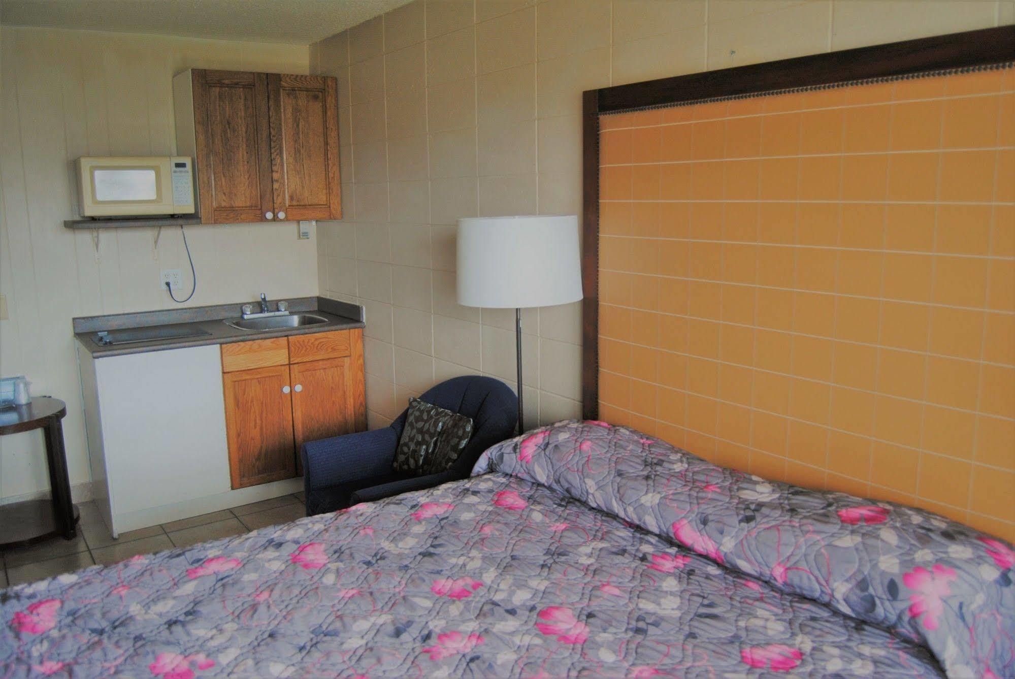 Derrick Motel Edmonton Luaran gambar